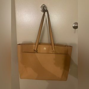 Tory Burch Robinson Tote Saffiano Tan Cardamom